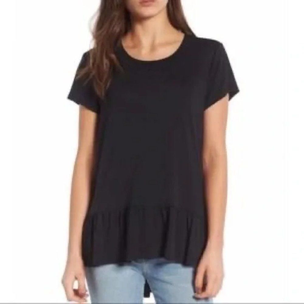 Chelsea28 | Ruffle Hem Tee - size Medium in Black